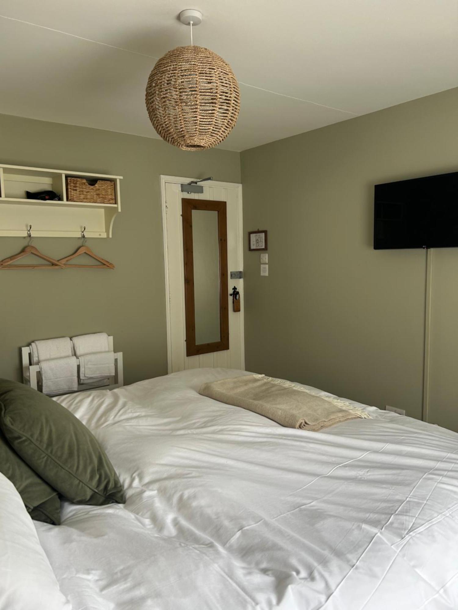 The White Horse Hotel Faversham Bagian luar foto