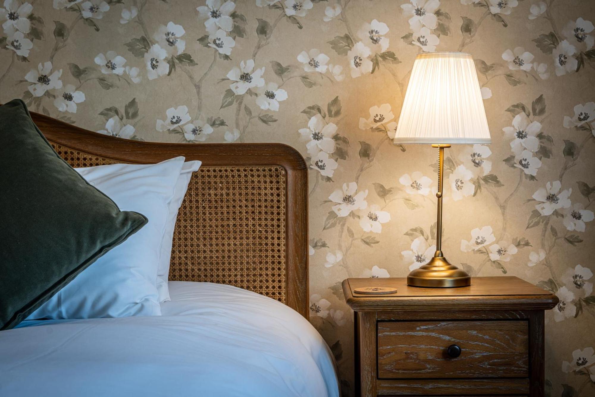 The White Horse Hotel Faversham Bagian luar foto