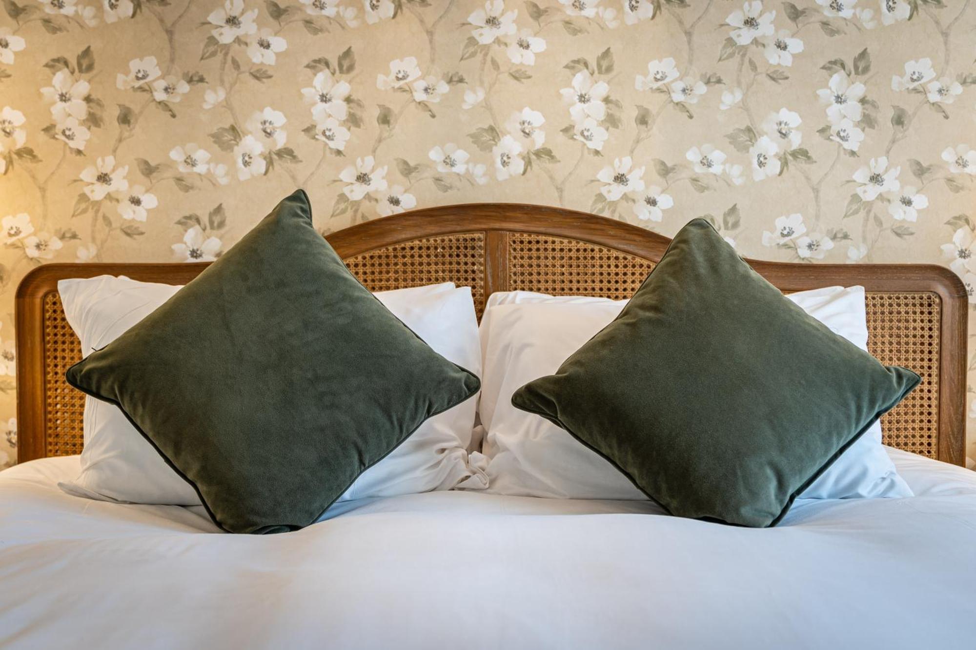 The White Horse Hotel Faversham Bagian luar foto